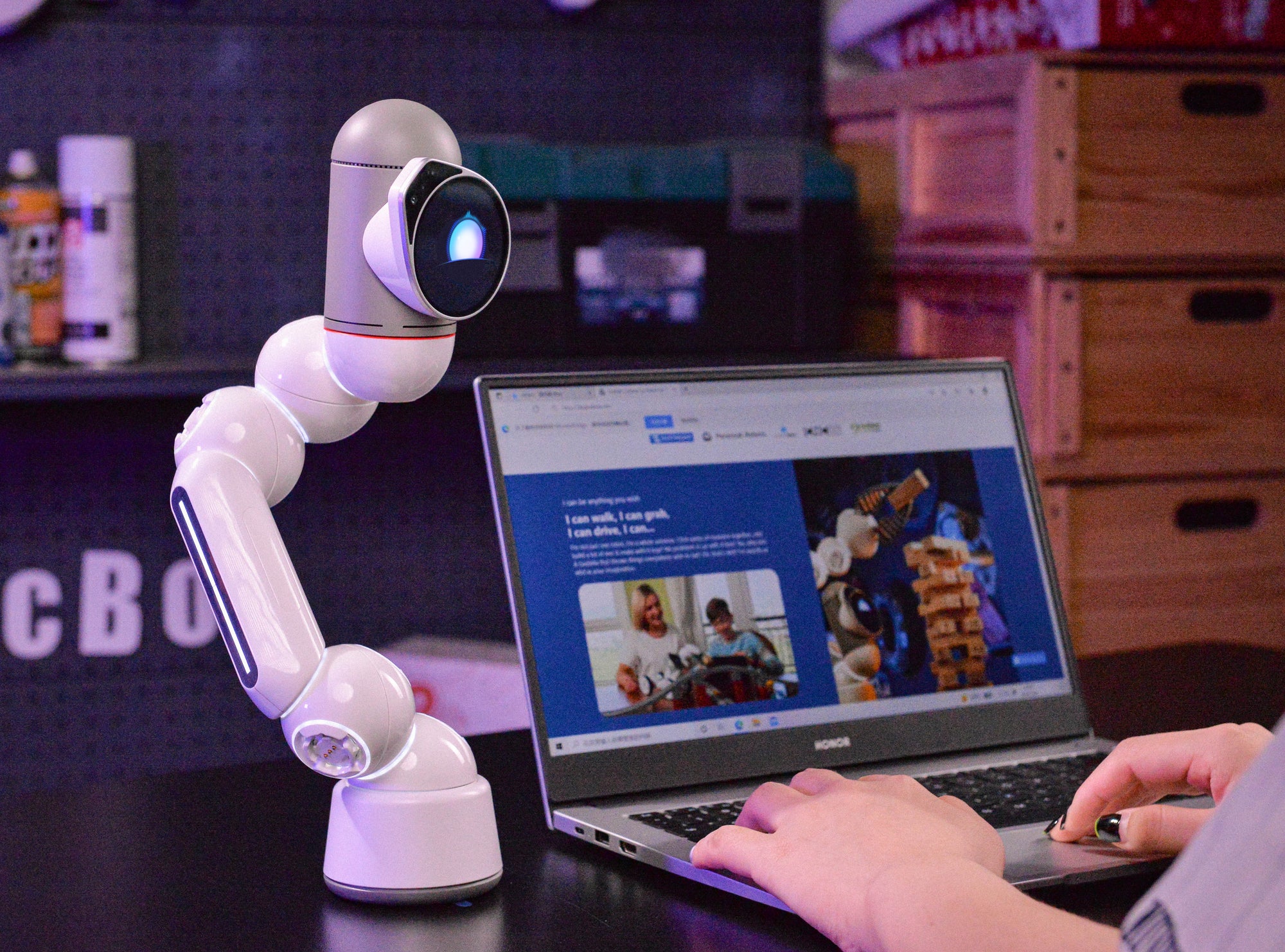 Emo AI Robot Reviews: Its Features, Costs & Real Emotional Value